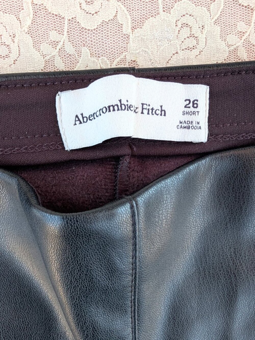 Abercrombie & Fitch High Rise Slim Boot Vegan Leather black Pant VGUC 26S - Picture 8 of 12